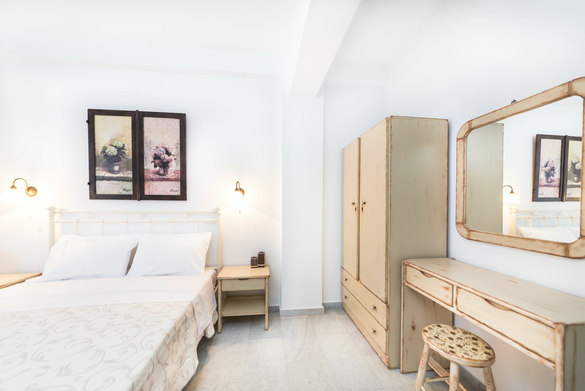 Fragias Studios & Apartments Naxos City Екстер'єр фото