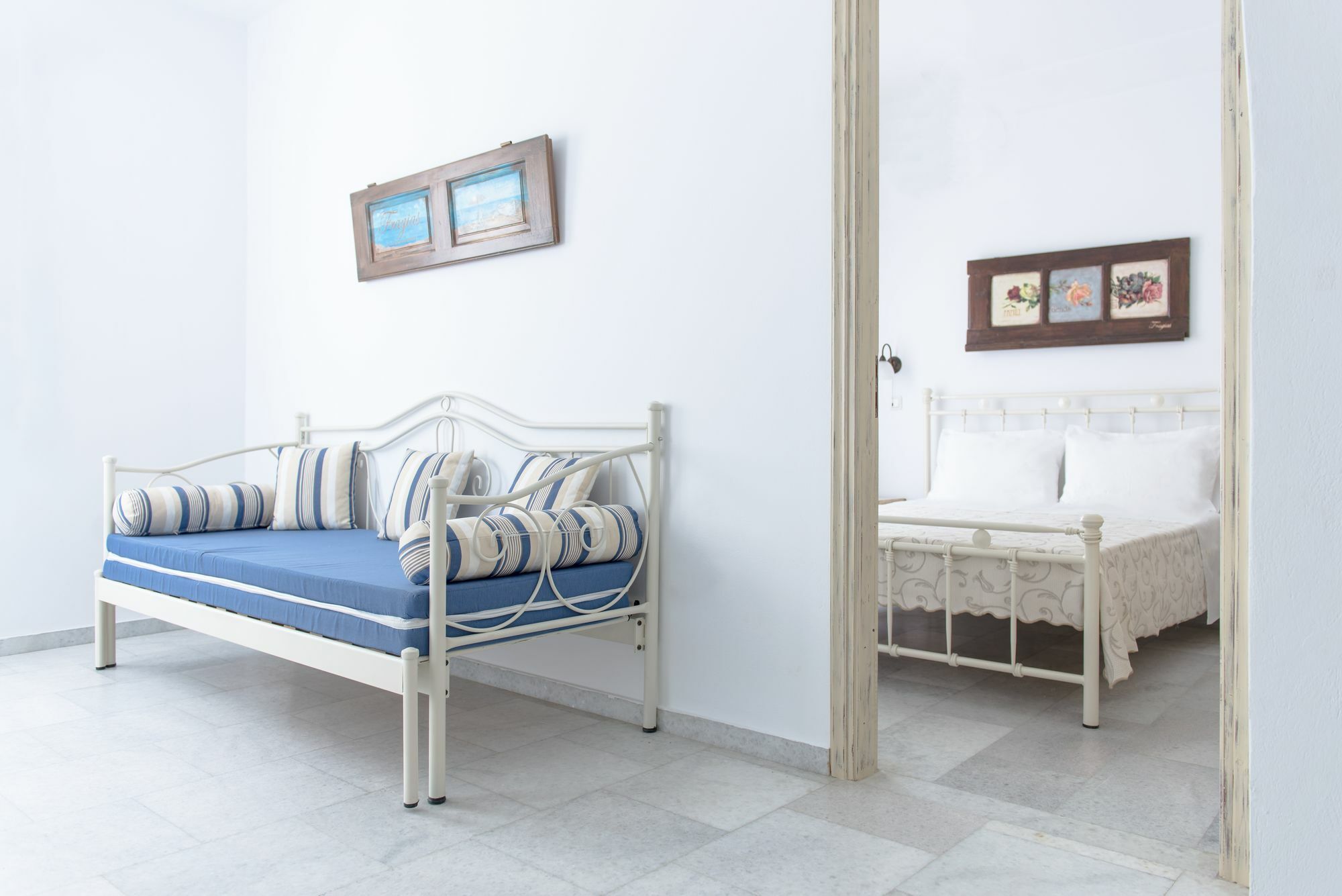 Fragias Studios & Apartments Naxos City Екстер'єр фото